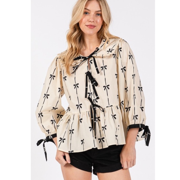 Sage + Fig Tops - 🌟 “The Moxie" Cream & Black Tie Front Bow Top